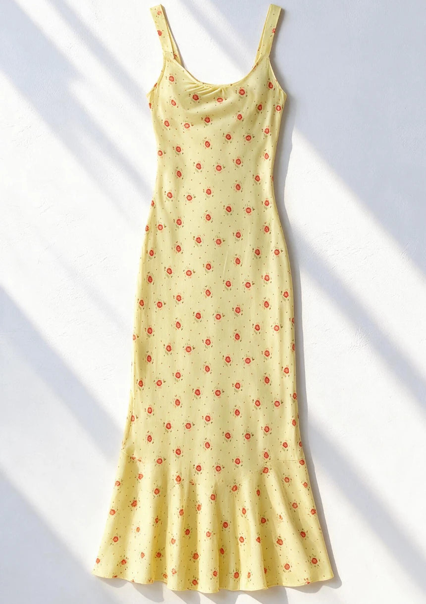 Żółta sukienka letnia maxi w drobne kwiaty