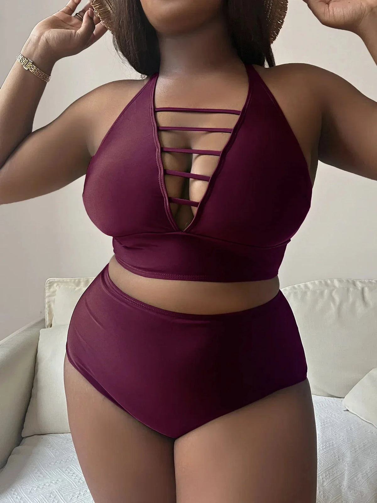 Dwuczęściowy stój kąpielowy plus size z głębokim dekoltem