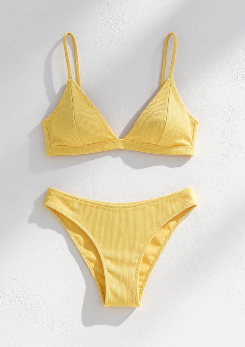 Gładki dwuczęściowy strój kąpielowy bikini w jednolitym kolorze