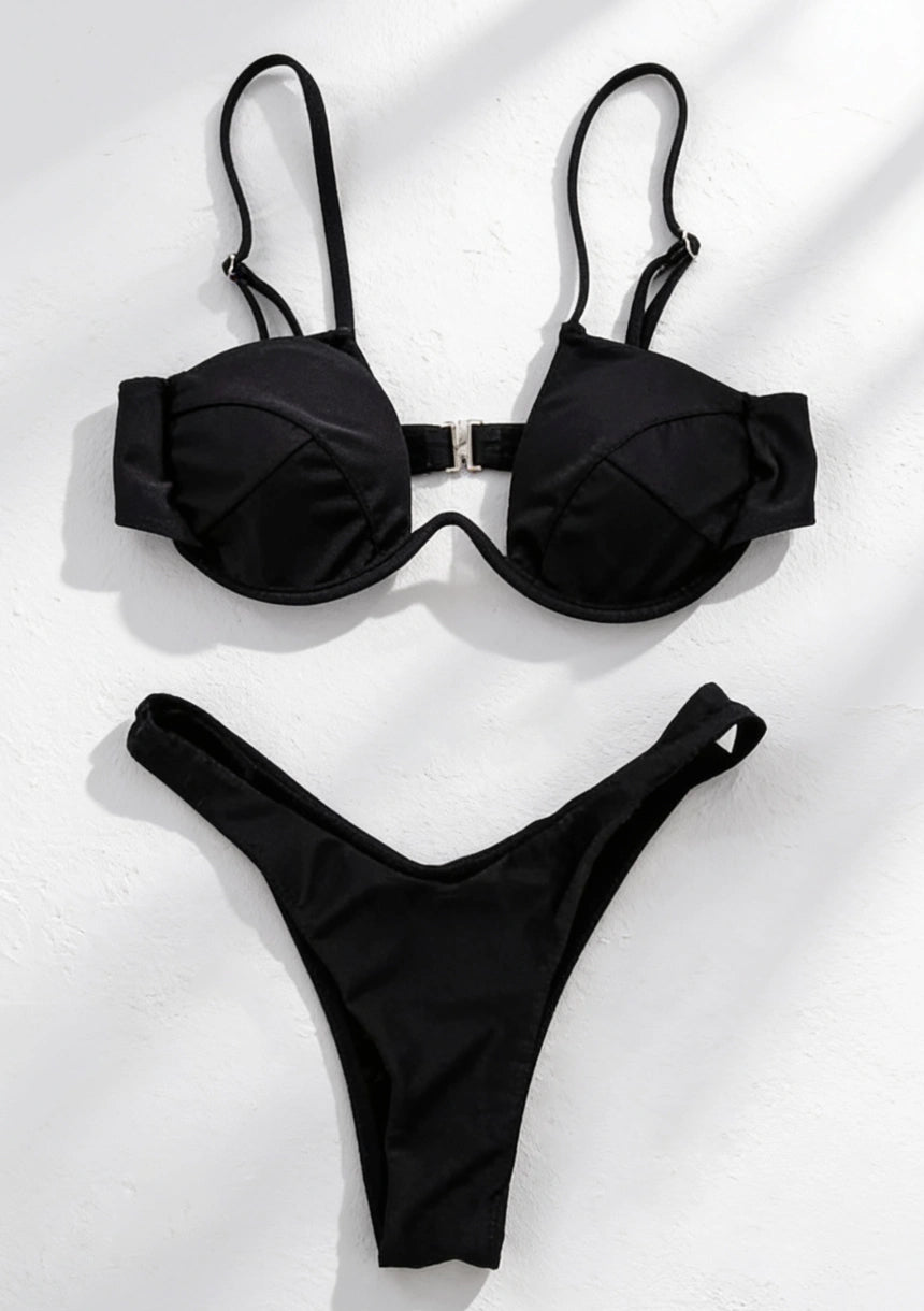 Dwuczęściowy strój kąpielowy bikini z biustonoszem typu plunge