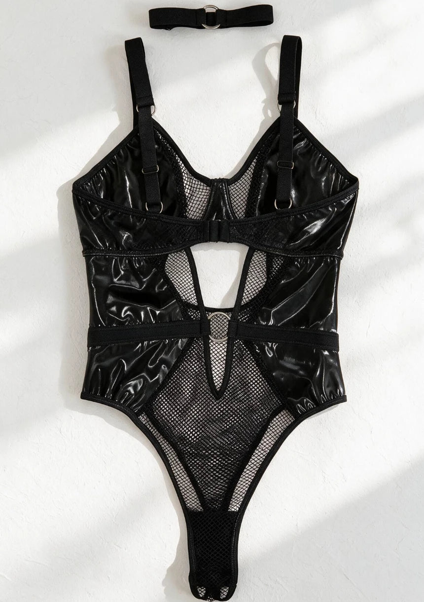 Body z regulowanymi ramiączkami